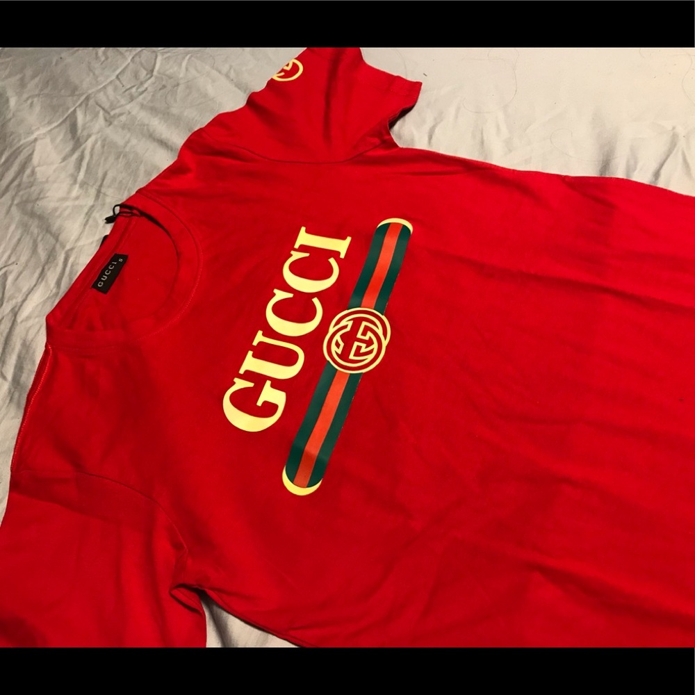 Gucci t-shirt, size small